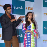 Arjun Kapoor & Alia Bhatt promotes film 2 States Photos | Picture 736967