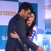 Arjun Kapoor & Alia Bhatt promotes film 2 States Photos | Picture 736987