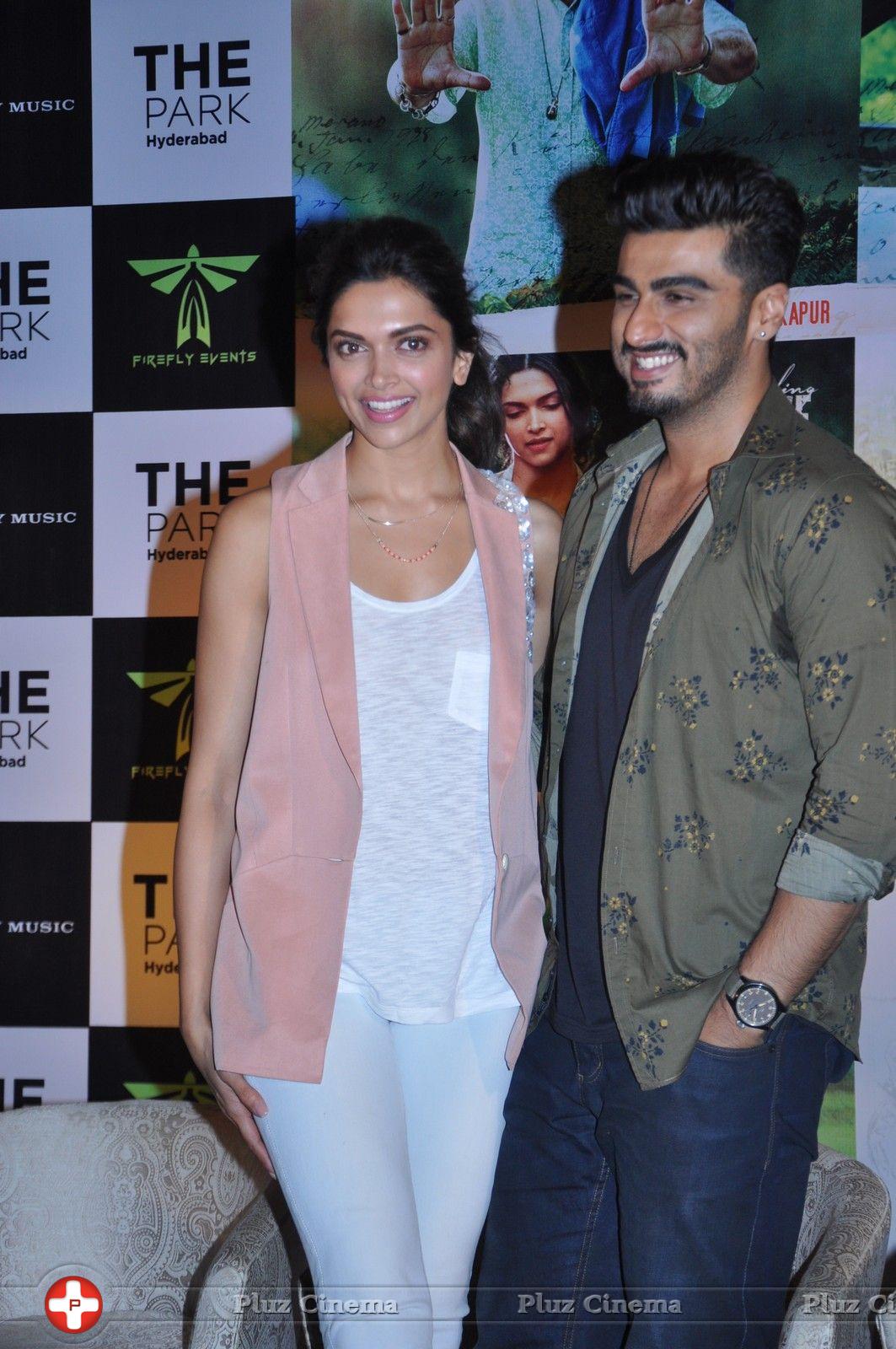 Deepika Padukone - Finding Fanny Movie Promotional Event Photos | Picture 815905