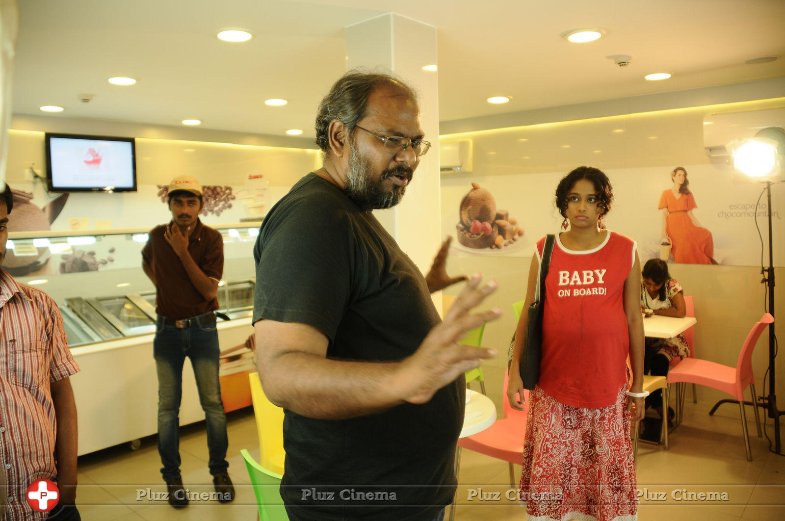 Azhagu Kutty Chellam Movie Working Stills | Picture 744628