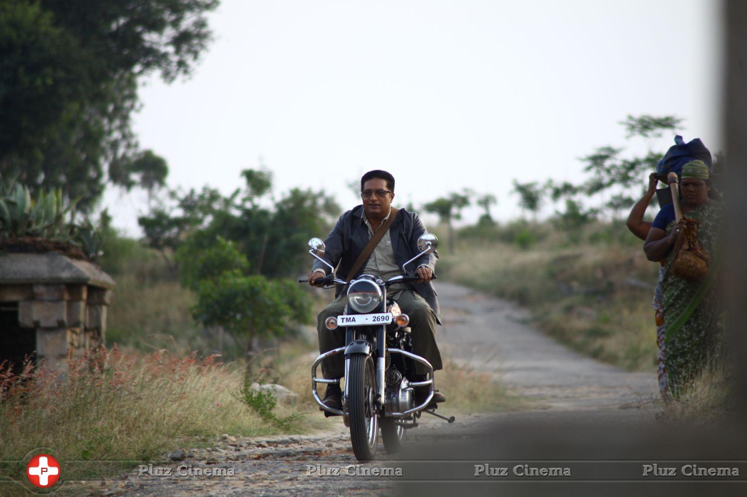 Prakash Raj - Un Samayal Arayil Movie New Stills | Picture 746719