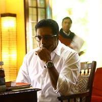 Prakash Raj - Un Samayal Arayil Movie New Stills | Picture 746691