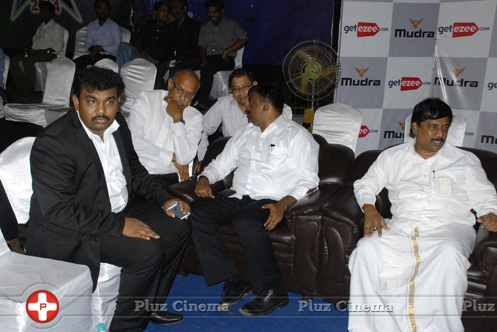 Celebrities at State Level Basketball Tournament Photos | Picture 747962