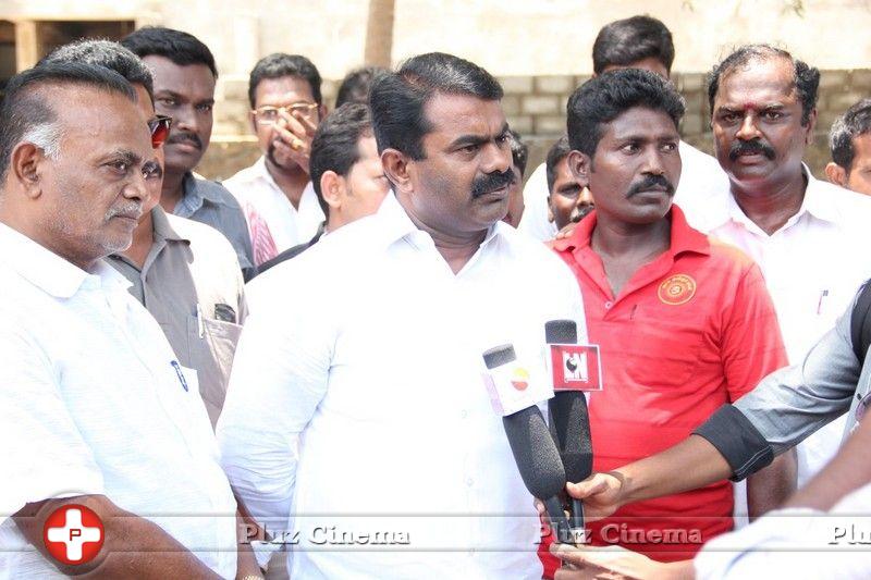 Seeman - Stars at April 2014 Elections Photos | Picture 747680