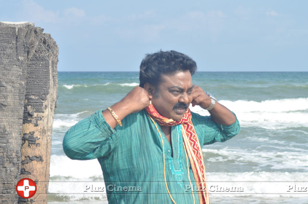 Saravanan - Meenakshi Kadhalan Elangovan Movie Stills | Picture 749720