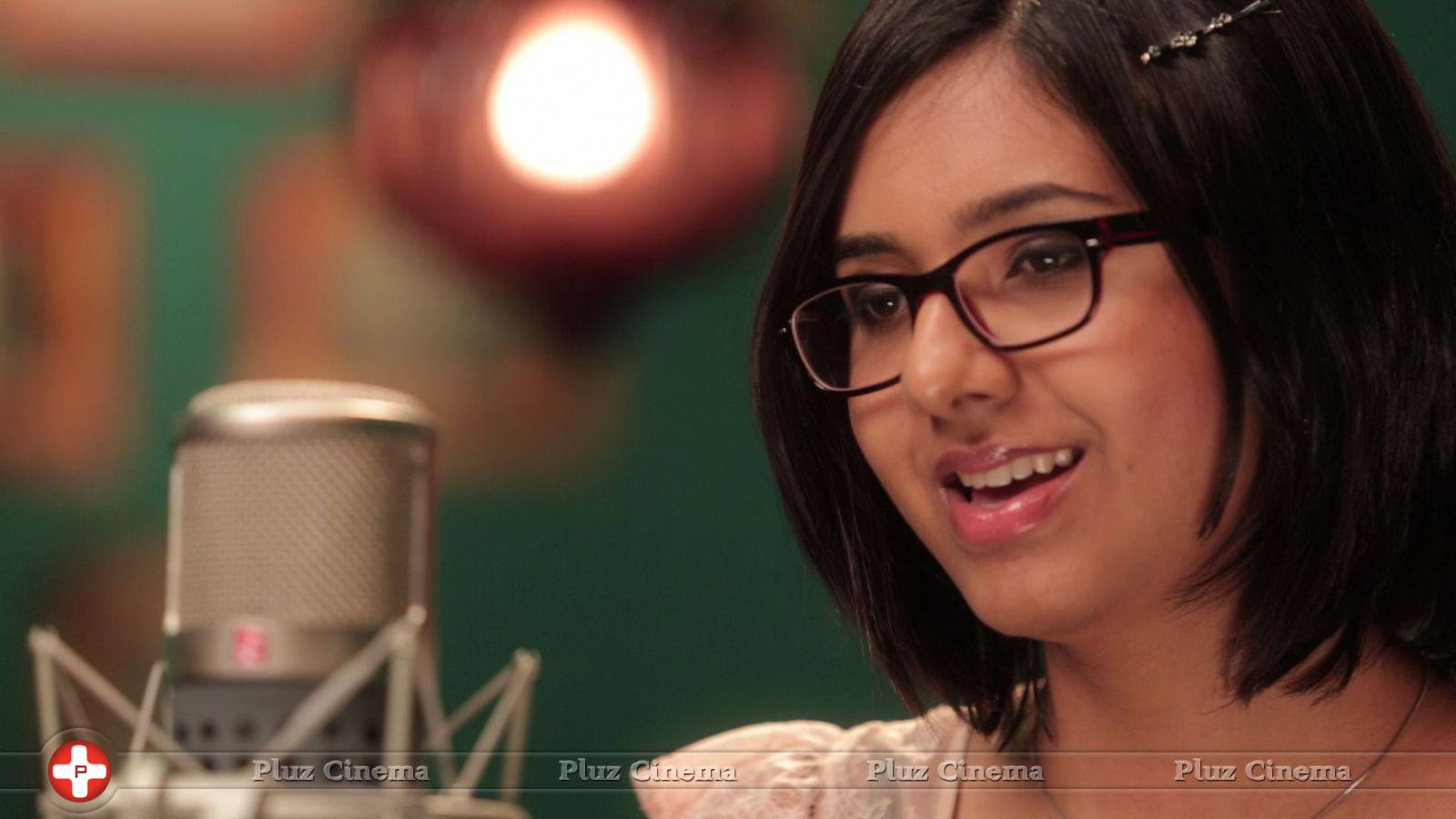 Vandana Srinivasan - Azhagu Kutti Chellam Movie Making of Music Stills | Picture 749970