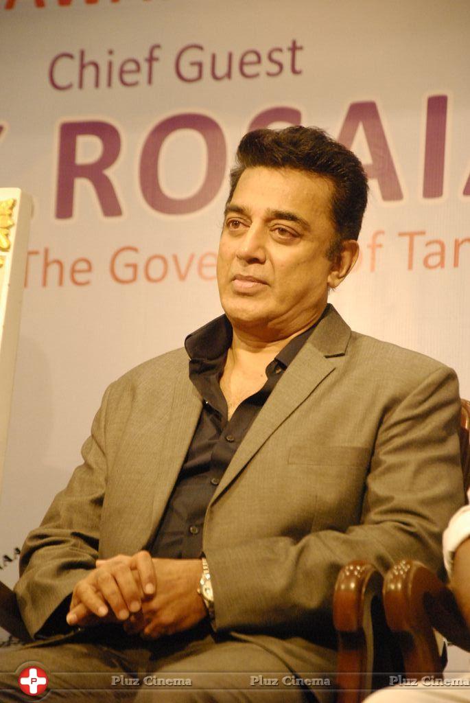 Kamal Haasan - Felicitation to Padma Bhushan Dr. Kamal Haasan by Chief Guest Dr.K.Rosaiah Governor of Tamil Nadu Photos | Picture 788300