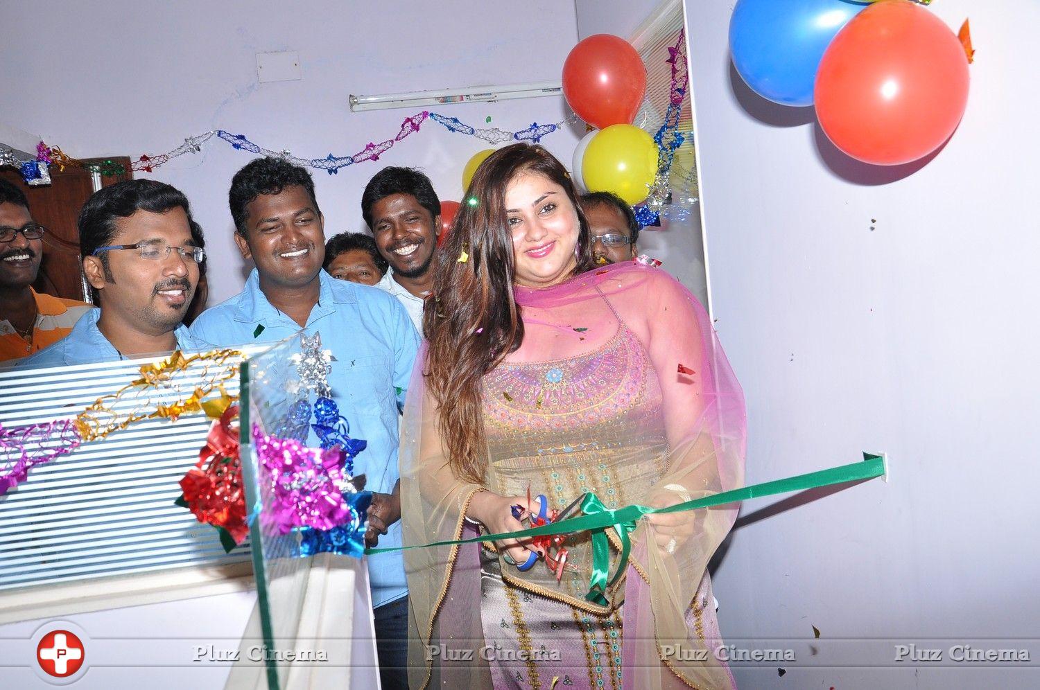 Namitha - Actress Namitha Inaugurates KSK Technologies Photos | Picture 812173