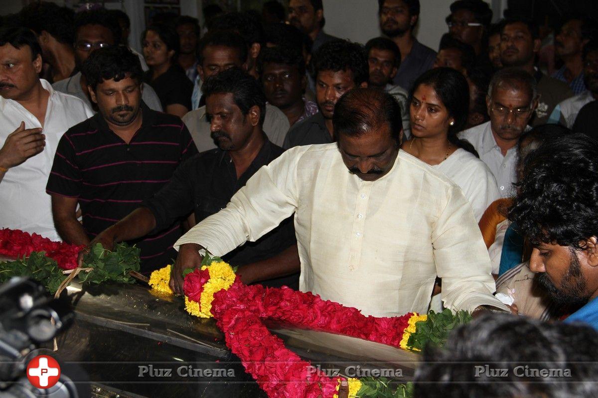 Celebrities Mourn Over Legendary Filmmaker Balu Mahendra's Death Photos | Picture 712178