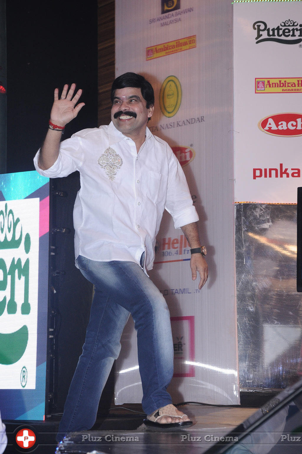 Powerstar Srinivasan - Celebrities at Edison Award 2014 Photos | Picture 714116