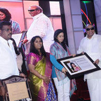 Sridevi receives Inspiring Icon award from Sathyabama University Photos | Picture 717700