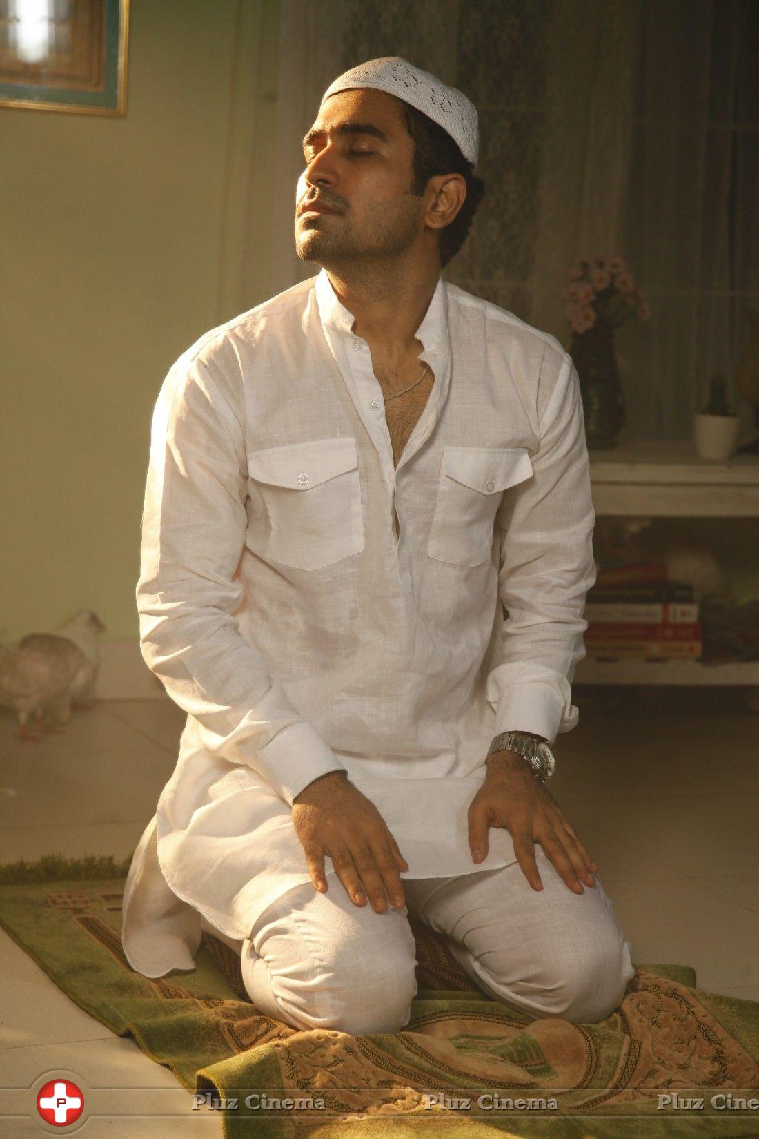 Vijay Antony - Salim Movie Stills | Picture 762485