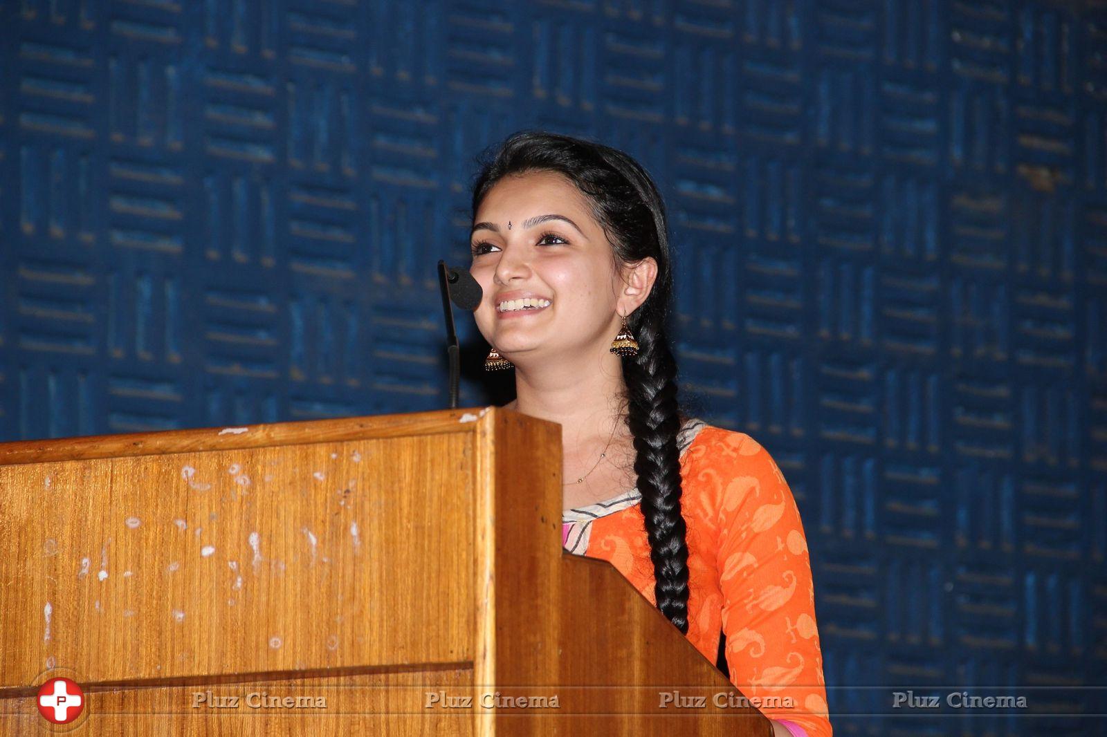 Saranya Mohan - Kadhalai Thavira Verondrumillai Press Meet Stills | Picture 764139