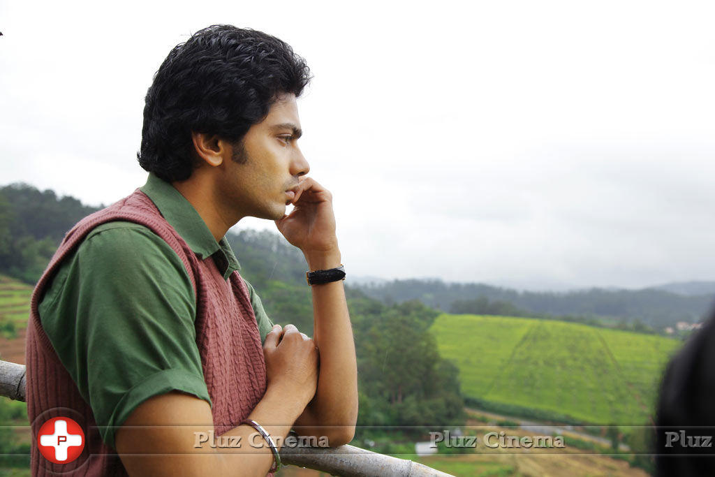 Sathya (Tamil) - Amara Kaaviyam Movie Stills | Picture 770556
