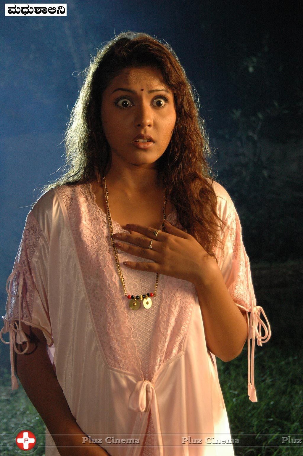 Madhu Shalini - Kalpana House Movie Stills | Picture 720984
