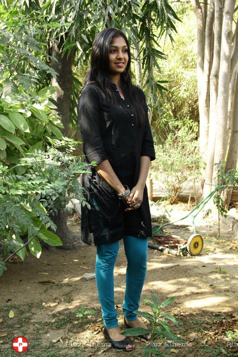 Lakshmi Menon - Jigarthanda Movie Press Meet Photos | Picture 722632