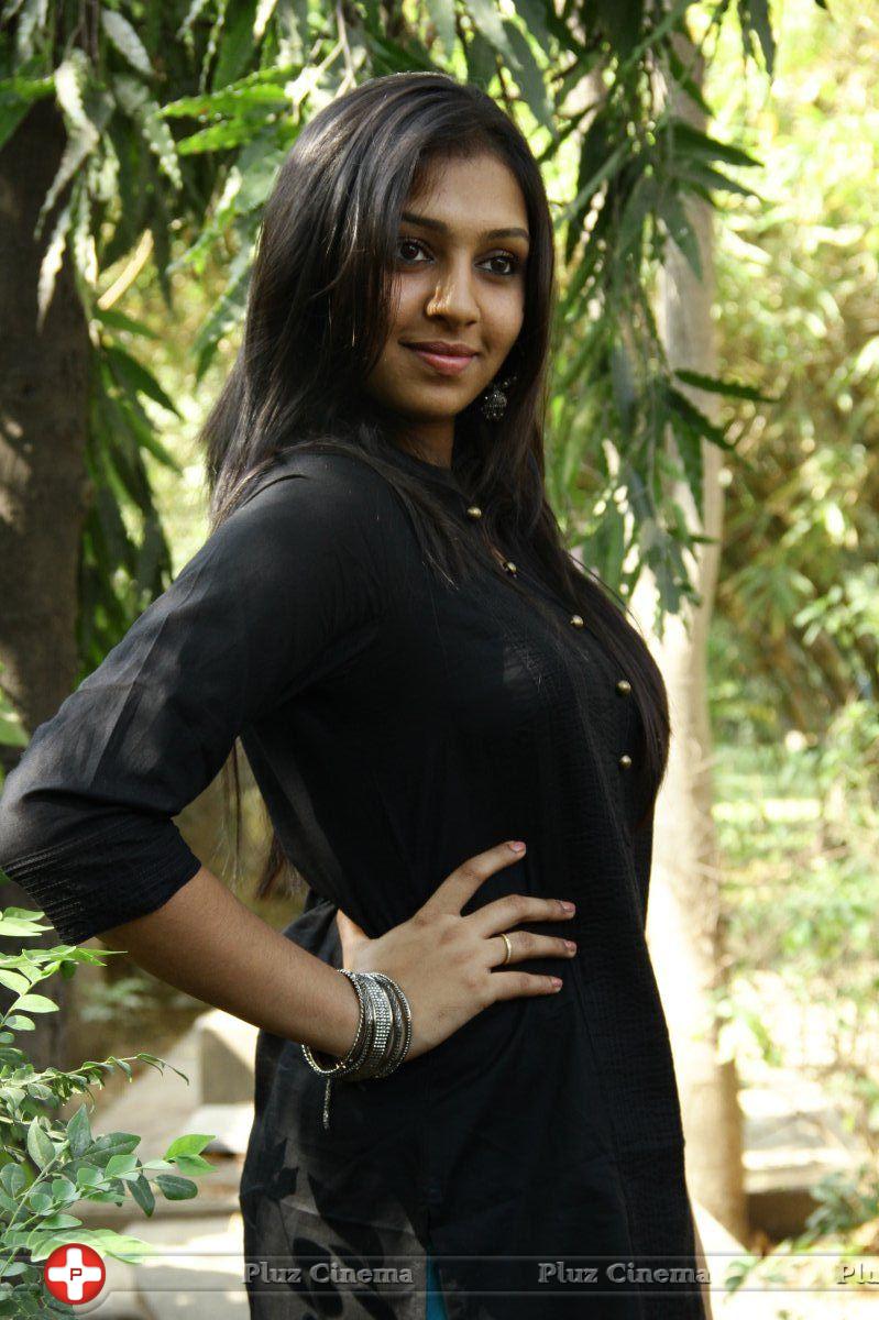 Lakshmi Menon - Jigarthanda Movie Press Meet Photos | Picture 722639