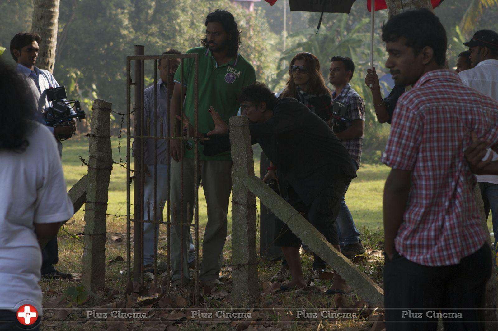 Inam Movie Working Photos | Picture 733479
