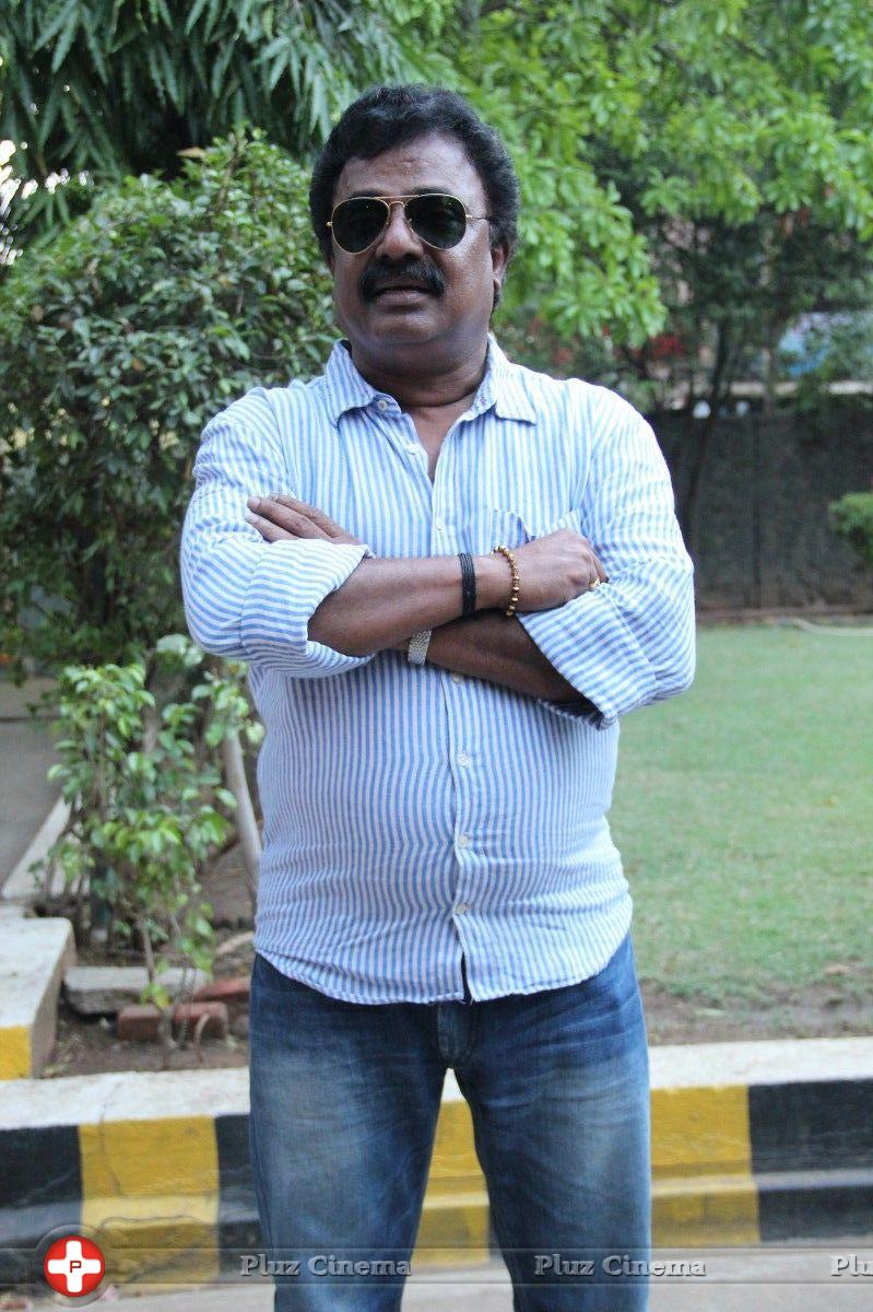 V. T. V. Ganesh - Vallavanukku Pullum Aayudham Movie Success Meet Photos | Picture 755488
