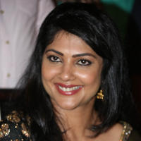 Kamalinee Mukherjee at Govindudu Andarivadele Trailer Launch Photos | Picture 792747