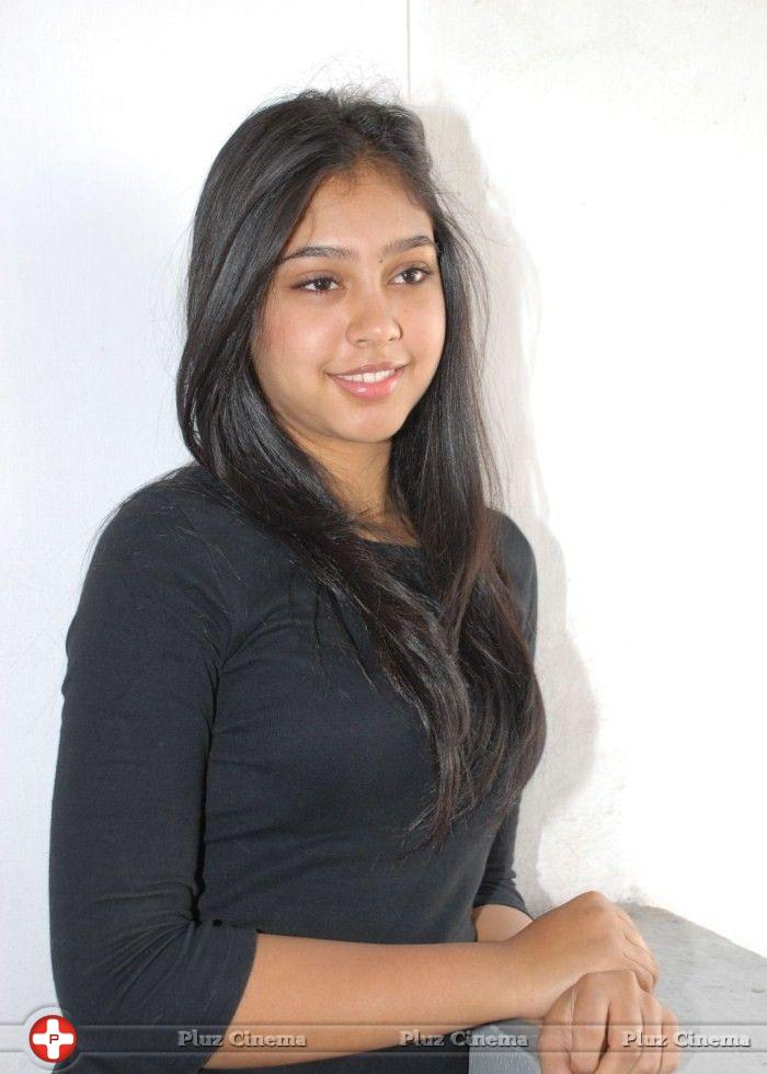 Niti Taylor Latest Stills | Picture 793425