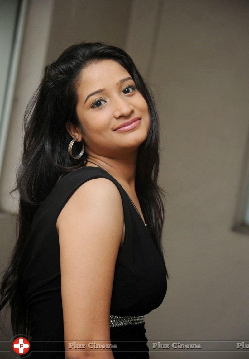 Santoshi Sharma Hot in Black Stills | Picture 796568