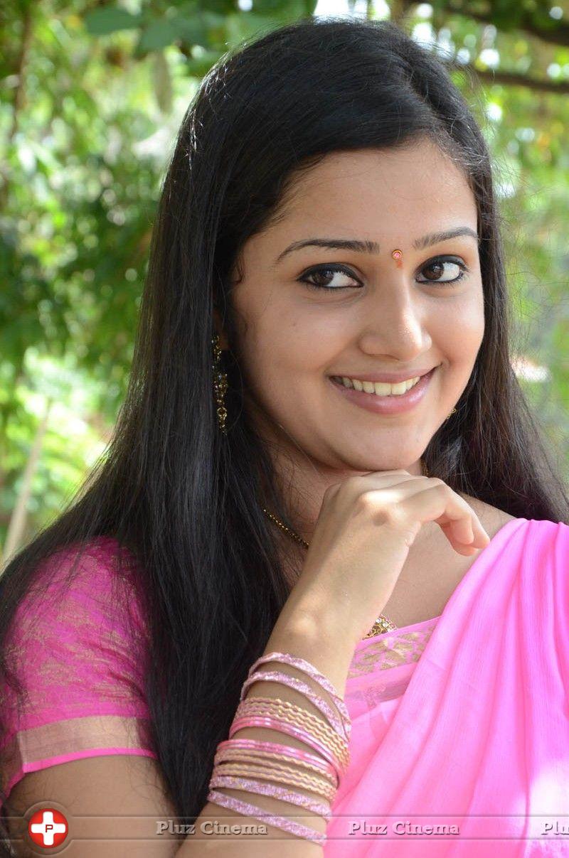 Samskruthy Shenoy in Pink Saree Photos | Picture 796948