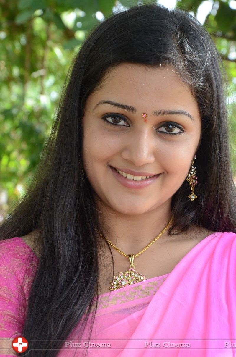 Samskruthy Shenoy in Pink Saree Photos | Picture 796950