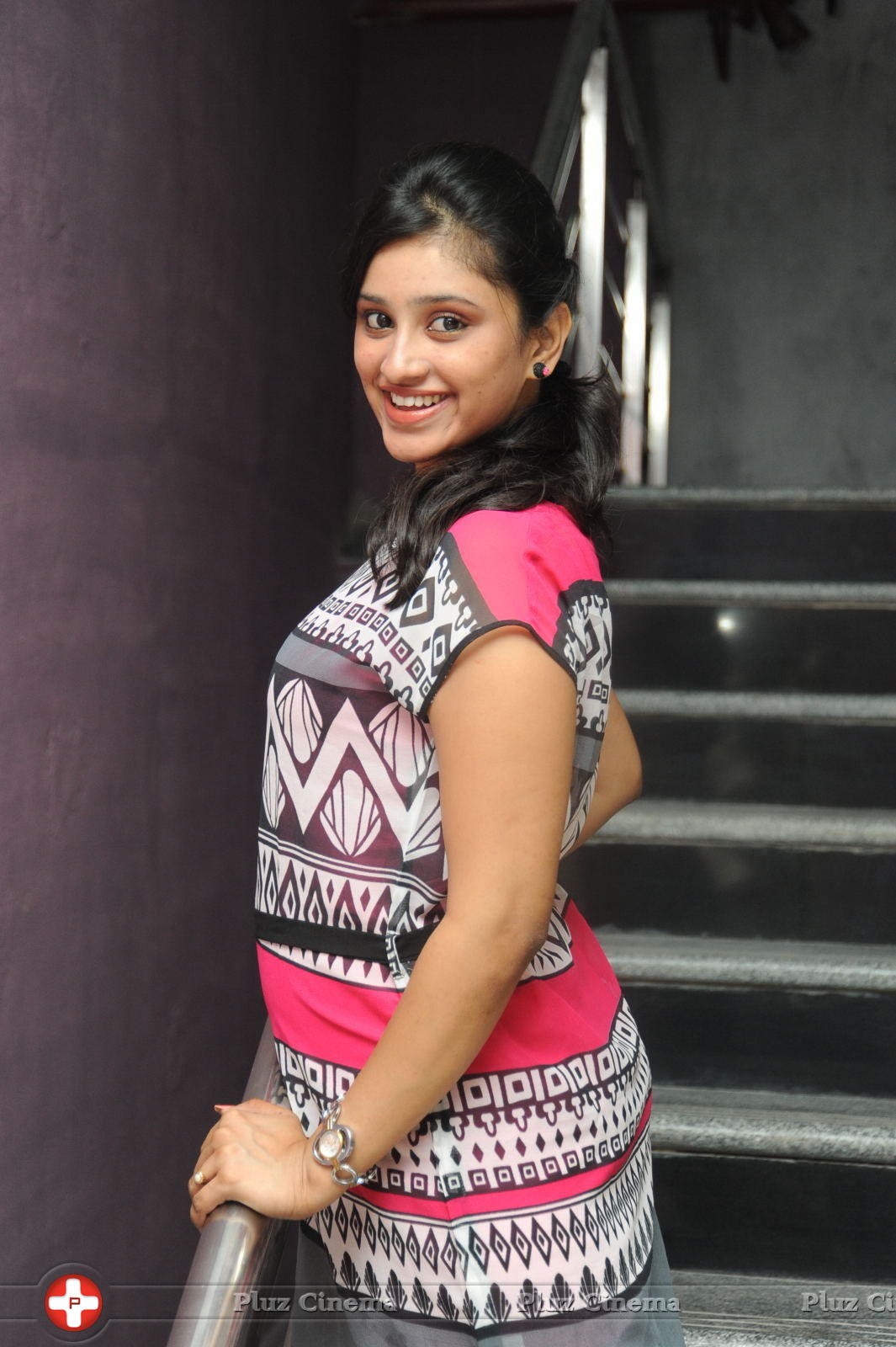 Priya Anduluri Stills at Singham Returns Movie Preview Photos | Picture 801375
