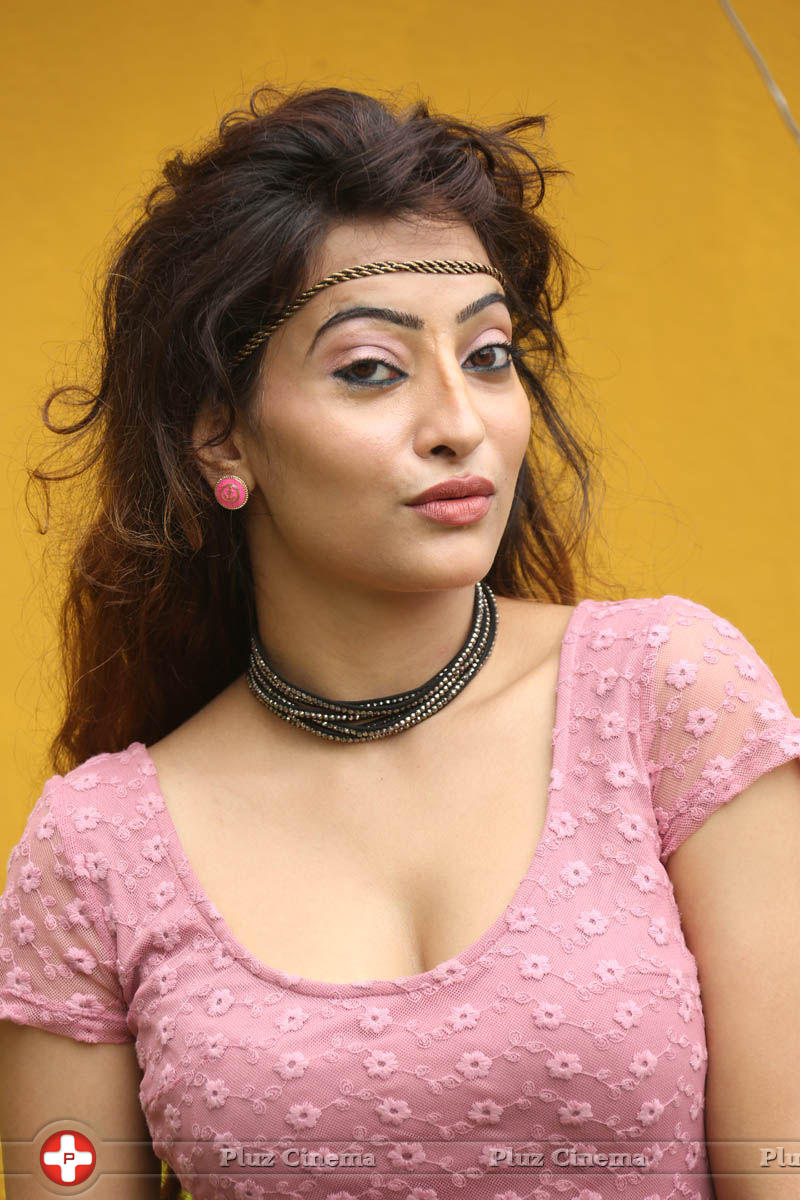 Alanki Spicy Stills | Picture 811118