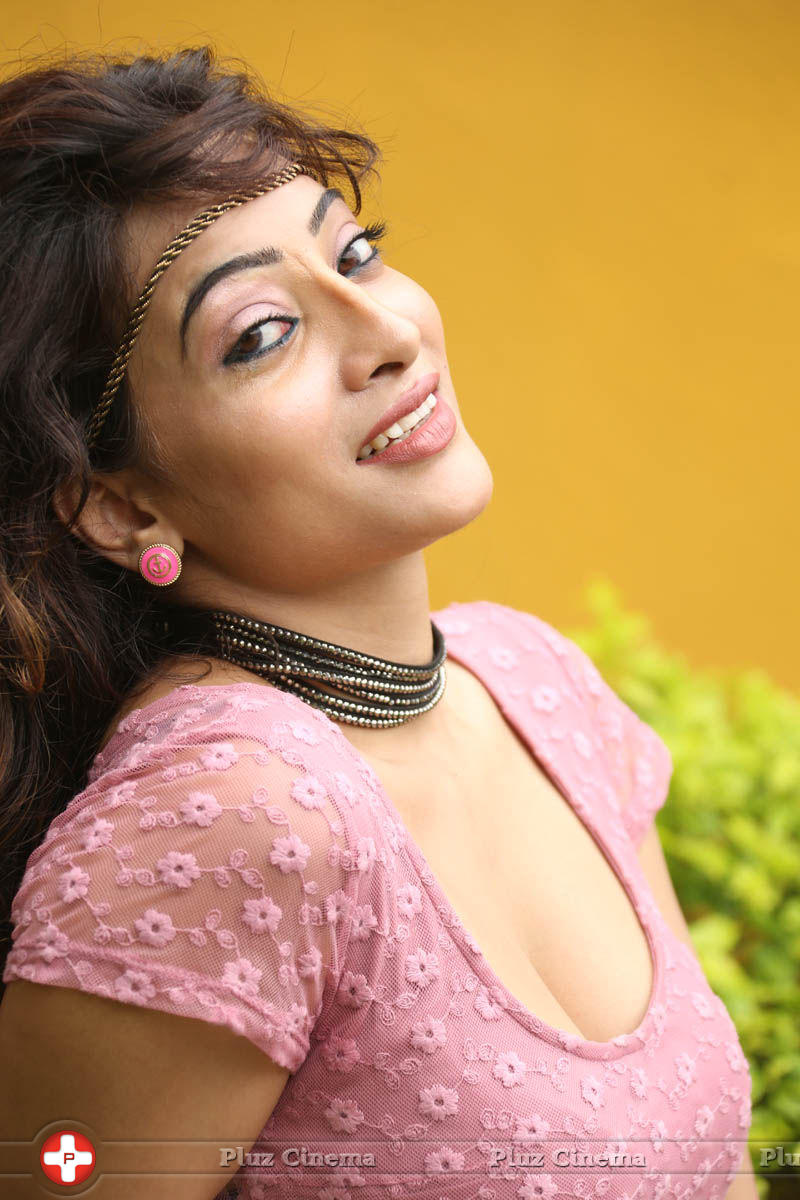 Alanki Spicy Stills | Picture 811132