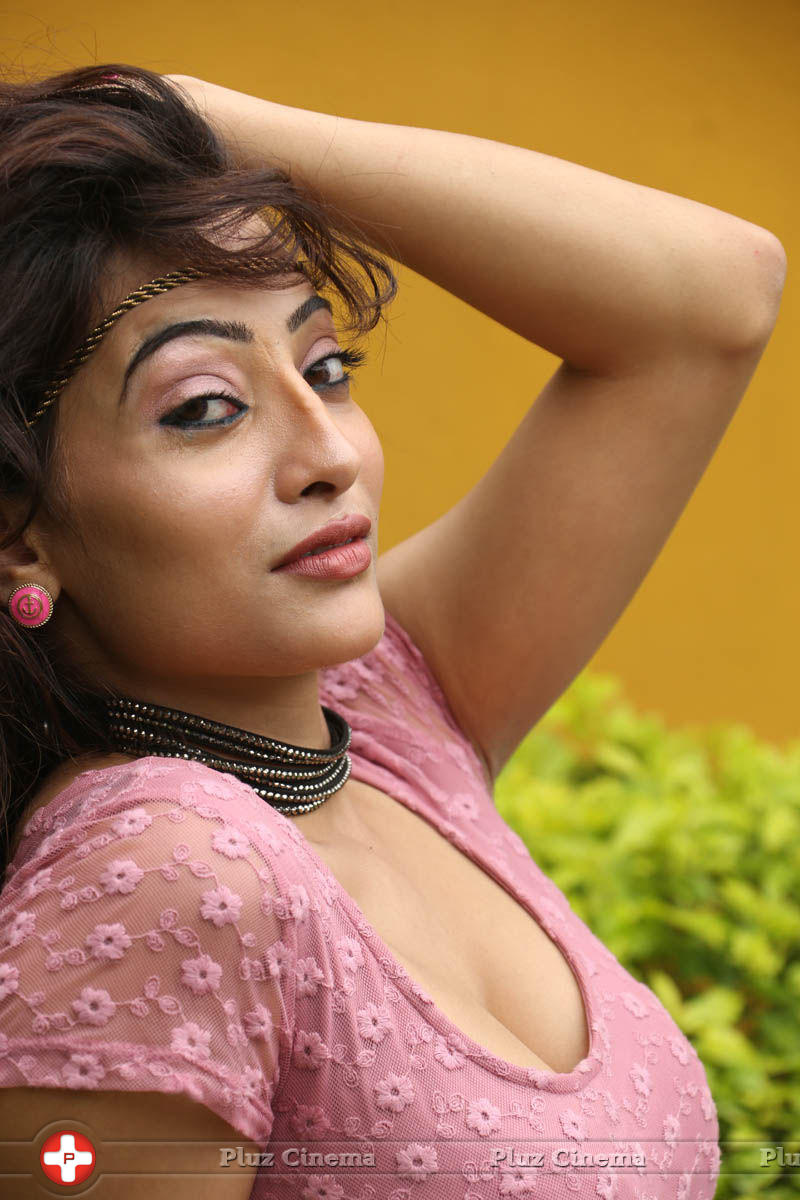 Alanki Spicy Stills | Picture 811133