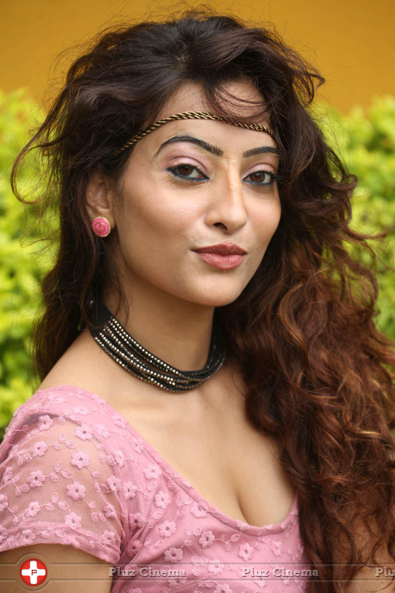 Alanki Spicy Stills | Picture 811135