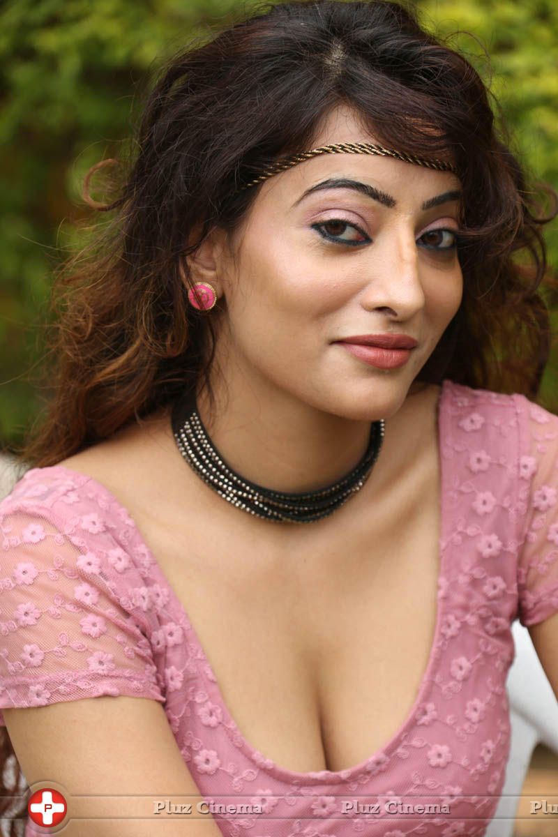 Alanki Spicy Stills | Picture 811194