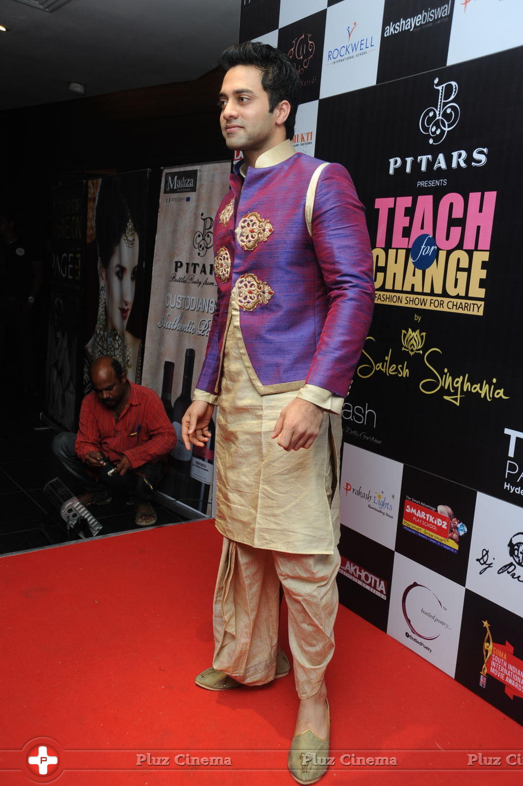 Navdeep - Celebrities at Teach for Change Fashion Show Photos | Picture 776092