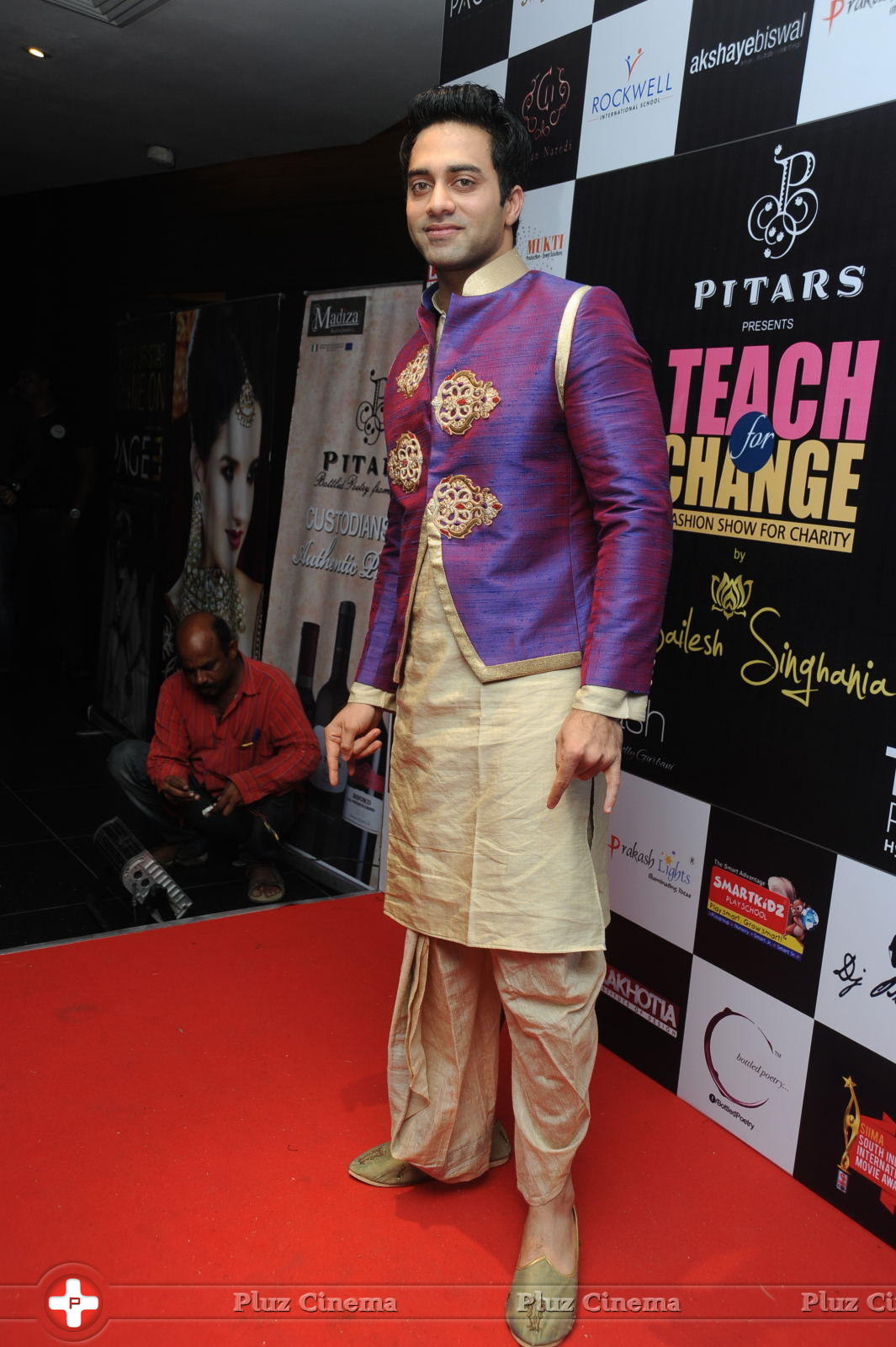 Navdeep - Celebrities at Teach for Change Fashion Show Photos | Picture 776093