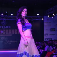 Isha Talwar - Celebrities at Teach for Change Fashion Show Photos | Picture 776420