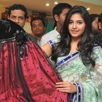 Anjali (Actress) - Anjali Launches Priyanka Shopping Mall Stills | Picture 762549
