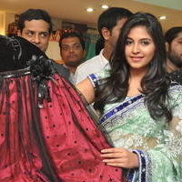 Anjali (Actress) - Anjali Launches Priyanka Shopping Mall Stills | Picture 762550
