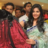Anjali  - Anjali Launches Priyanka Shopping Mall Stills