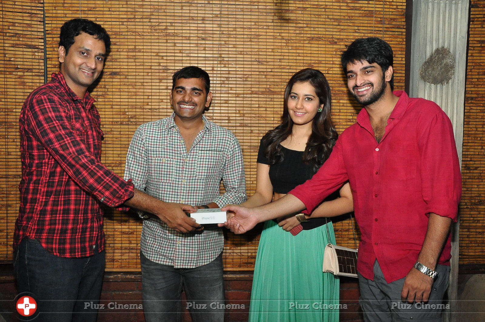 Oohalu Gusagusalade Team Gifts I Phone 5S To Radio Mirchi Contest Winner Photos | Picture 769219
