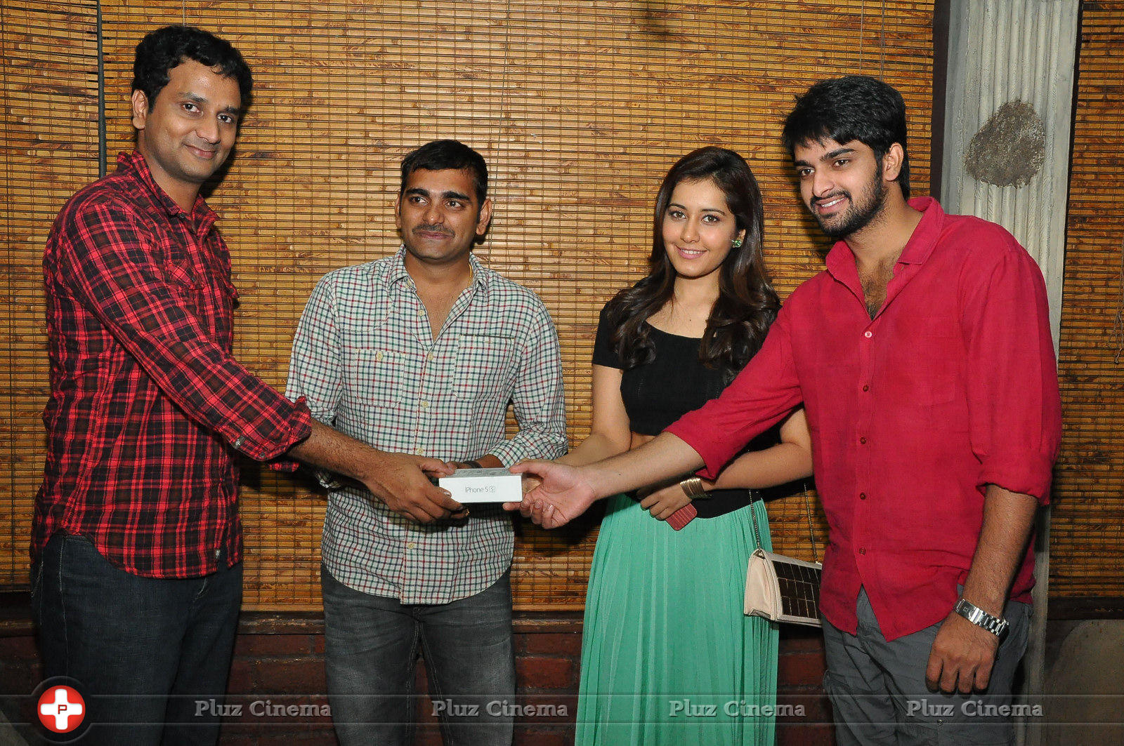 Oohalu Gusagusalade Team Gifts I Phone 5S To Radio Mirchi Contest Winner Photos | Picture 769221