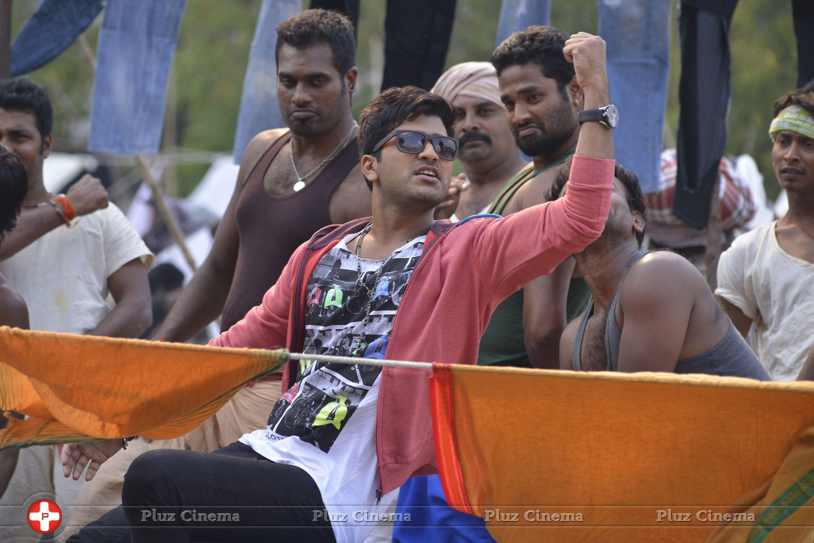 Sharvanand - Run Raja Run Movie Photos | Picture 771255