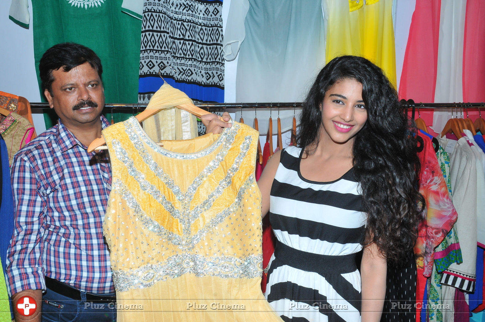Daksha Nagarkar - Daksha Nagarkar At Dazzling Fashion Expo 2014 Photos | Picture 824943