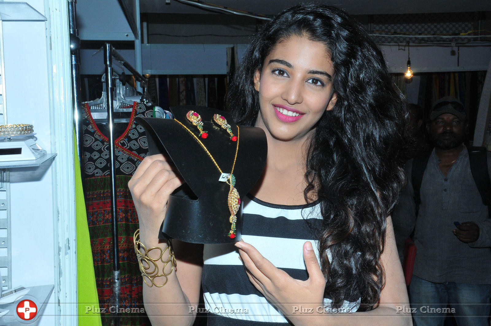 Daksha Nagarkar - Daksha Nagarkar At Dazzling Fashion Expo 2014 Photos | Picture 824945