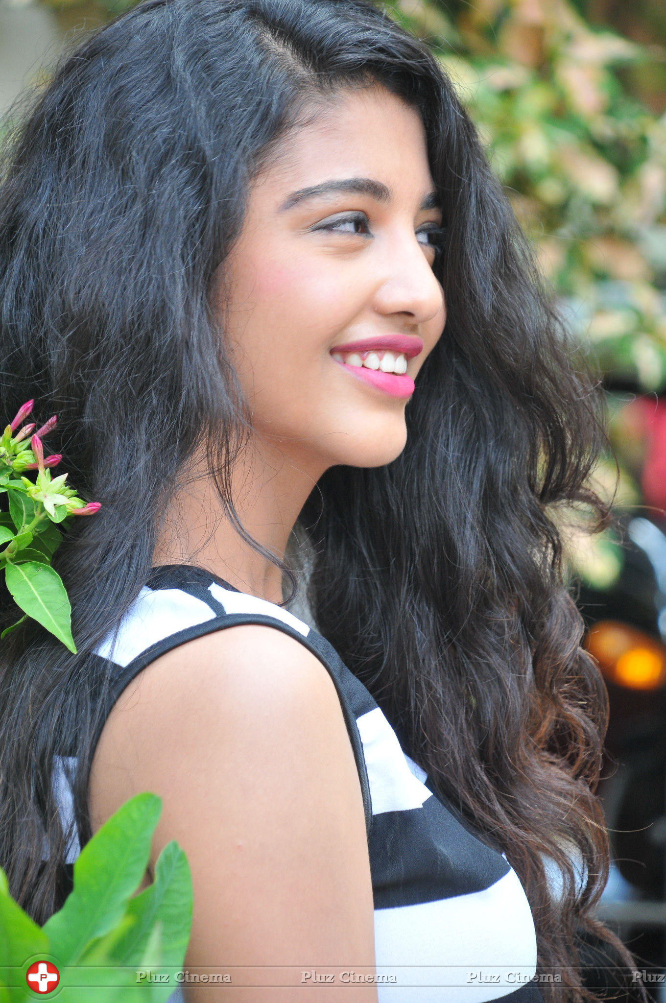 Daksha Nagarkar - Daksha Nagarkar At Dazzling Fashion Expo 2014 Photos | Picture 824952