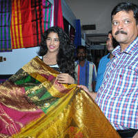 Daksha Nagarkar At Dazzling Fashion Expo 2014 Photos