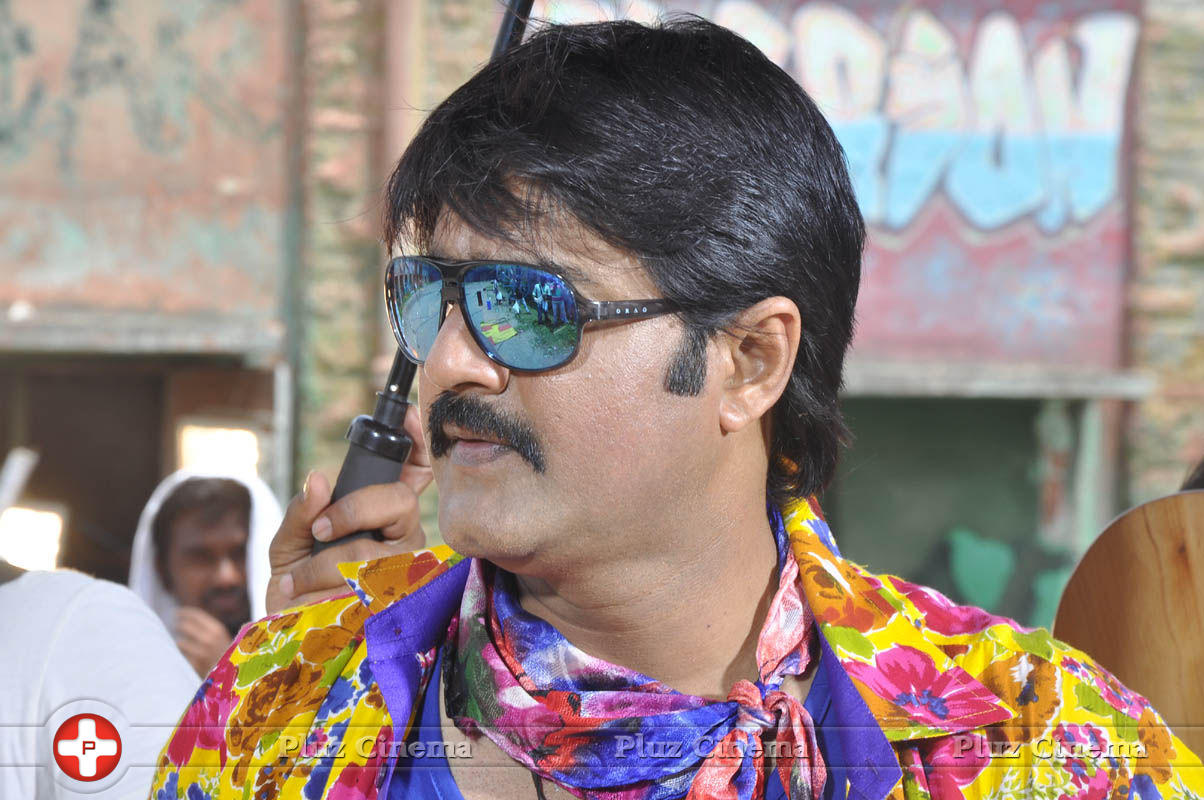 Srikanth Meka - Dhee Ante Dhee Movie Photos | Picture 824998