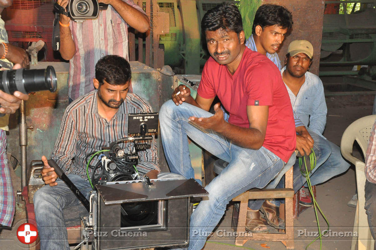 Dhee Ante Dhee Movie Working Stills | Picture 825037