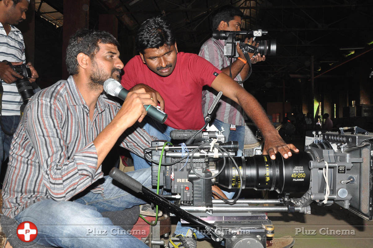 Dhee Ante Dhee Movie Working Stills | Picture 825045